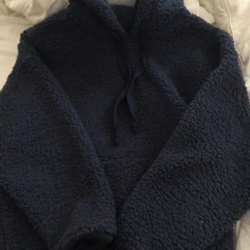 American Eagle fluffy hoodie